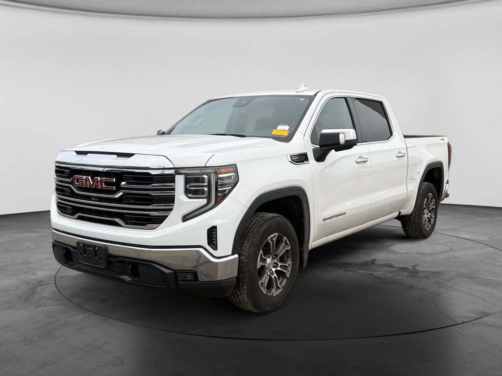 Used 2025 GMC Sierra 1500 SLT AWD/4WD image 4