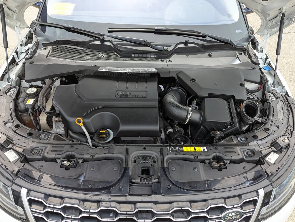 Used 2020 Land Rover Range Rover Evoque SE AWD/4WD image 46