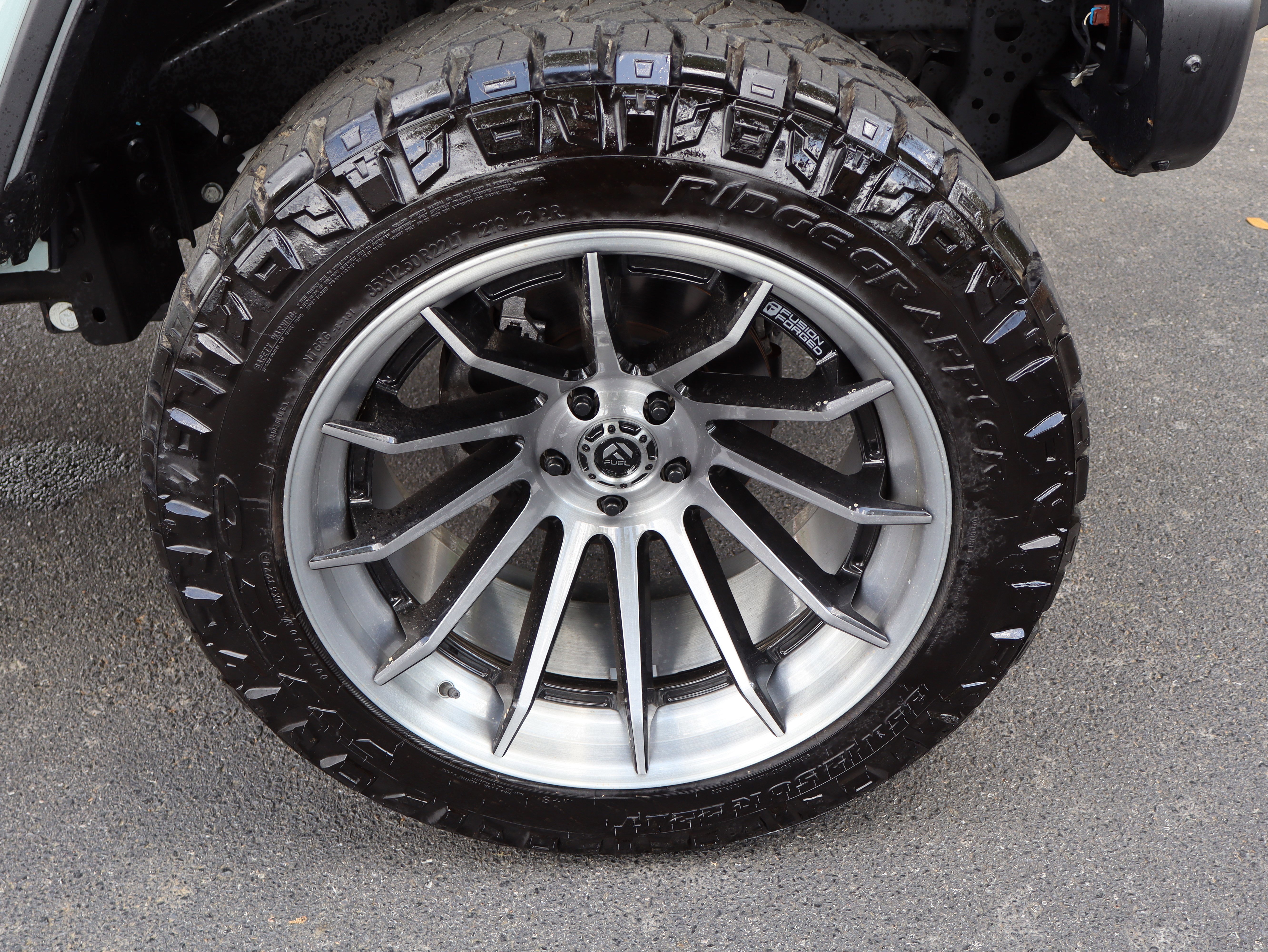 Used 2024 Jeep Wrangler Unlimited Rubicon 392 AWD/4WD image 15