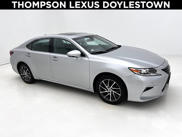 Used 2016 Lexus ES 350 w/ Navigation System Package FWD image 1