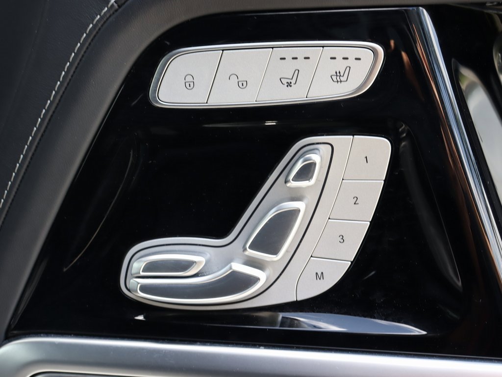 Used 2023 Mercedes-Benz G 550 image 21