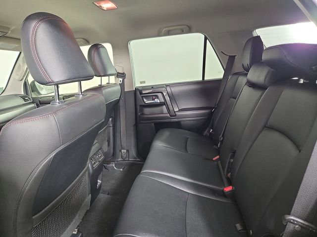 Used 2024 Toyota 4Runner TRD Off-Road Premium AWD/4WD image 15
