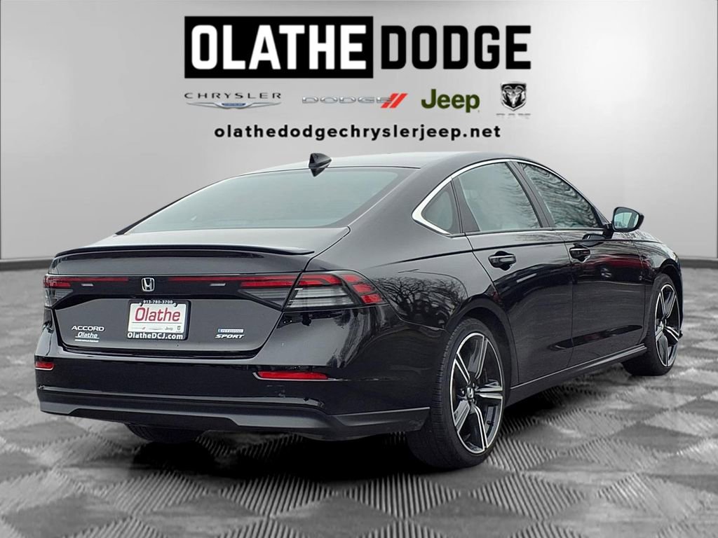Used 2024 Honda Accord Sport image 30