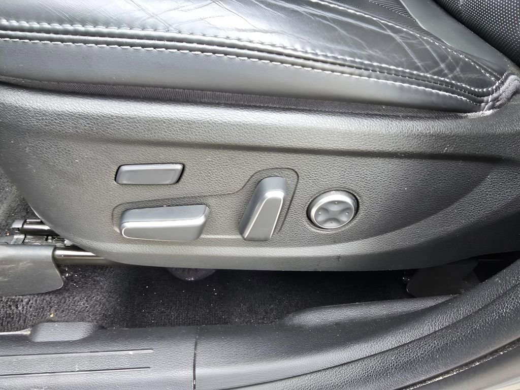 Used 2022 Hyundai Santa Fe Calligraphy image 14