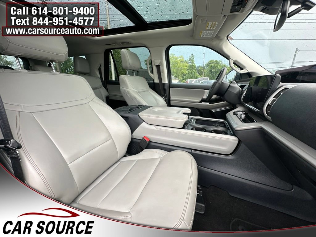Used 2025 Ford Expedition Max Active AWD/4WD image 34