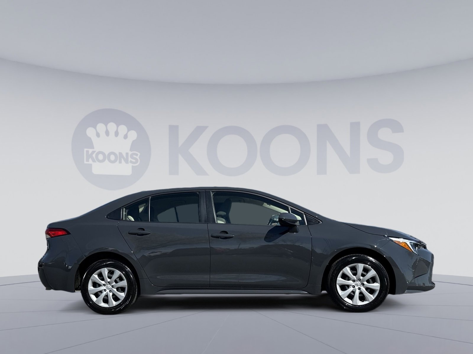 Used 2025 Toyota Corolla LE image 8