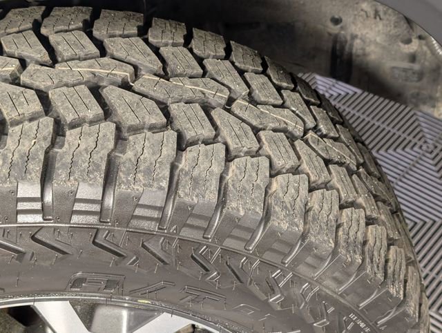 Used 2021 Toyota Tacoma TRD Off-Road w/ Technology Package image 9