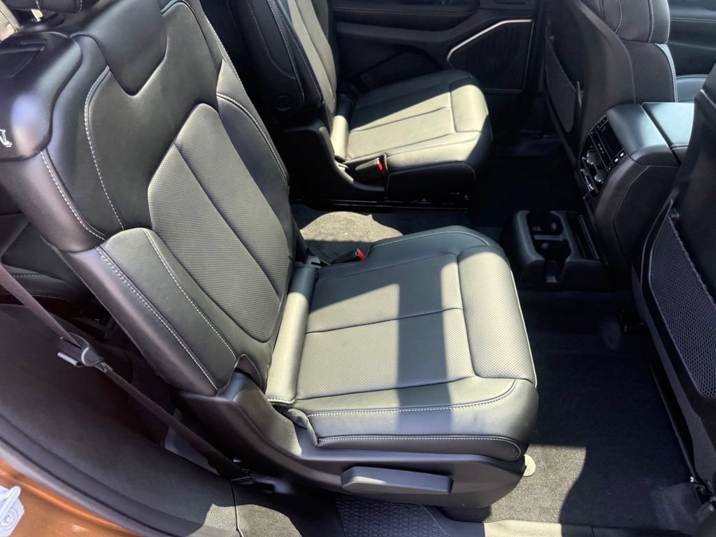 New 2026 Jeep Grand Cherokee L Limited AWD/4WD image 50