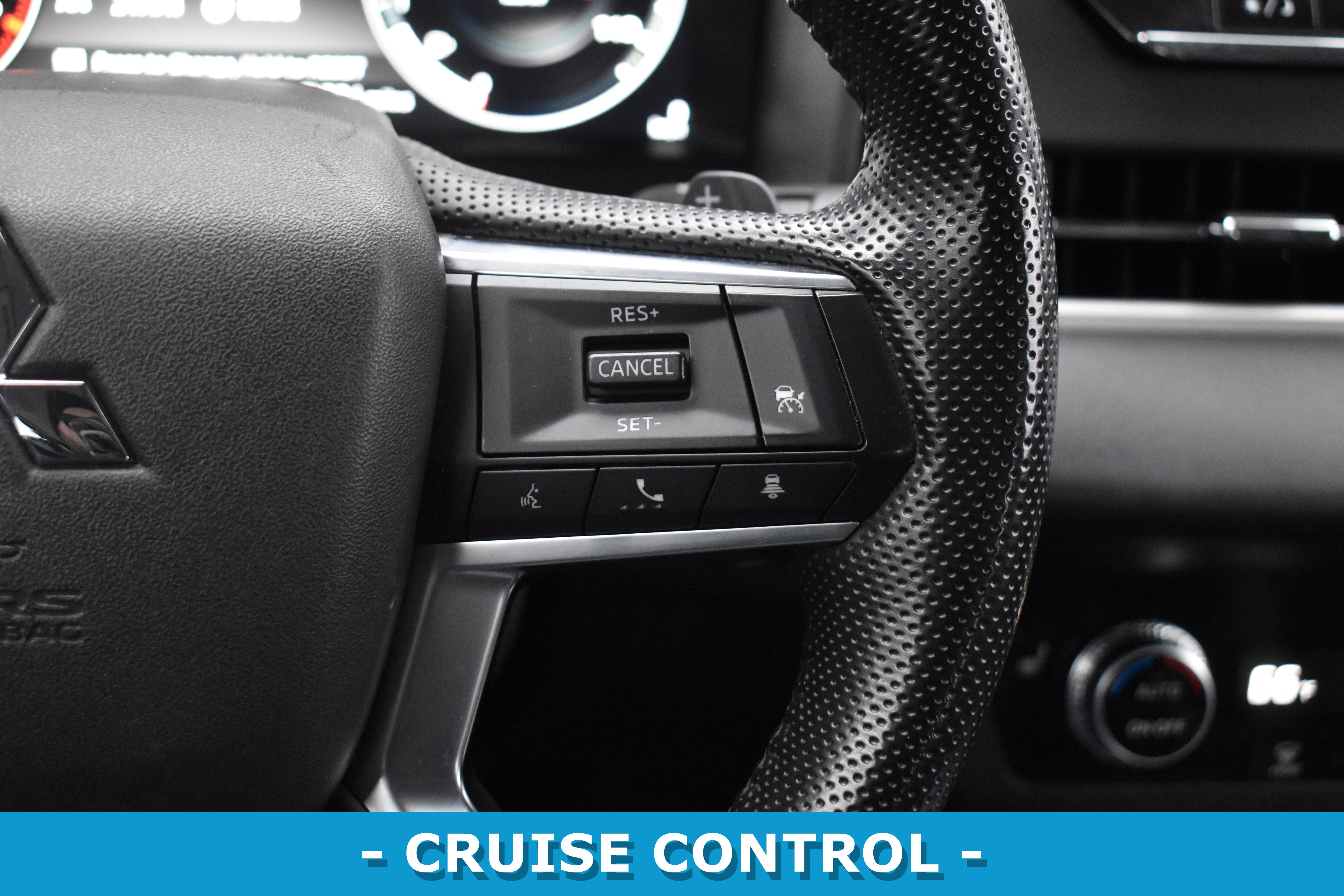 Used 2022 Mitsubishi Outlander SE image 14