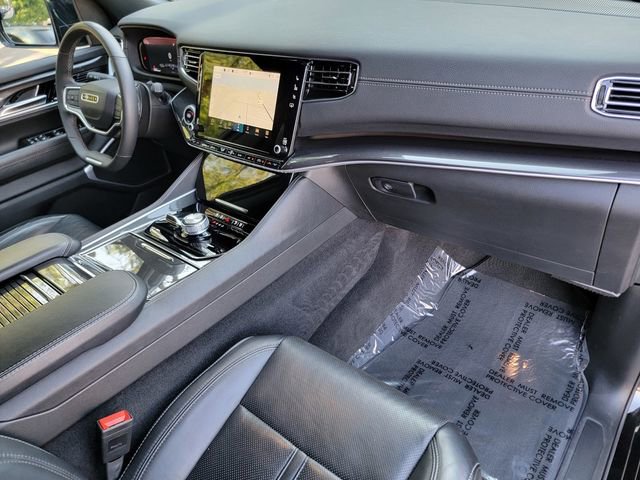 Certified 2024 Jeep Wagoneer L Base w/ Rear Seat Video Group 1 image 26