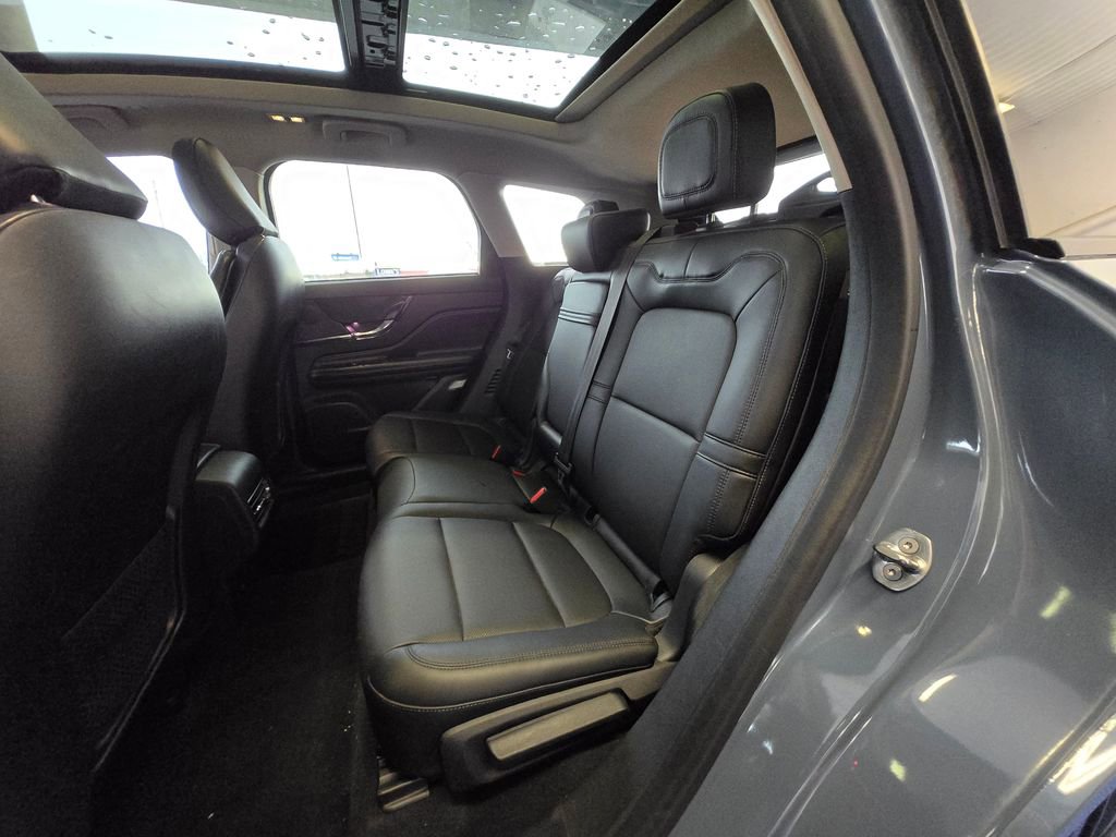 Used 2023 Lincoln Corsair AWD w/ Equipment Group 101A image 22