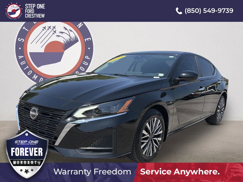 Used 2023 Nissan Altima 2.5 SV w/ SV Premium Package AWD/4WD image 1