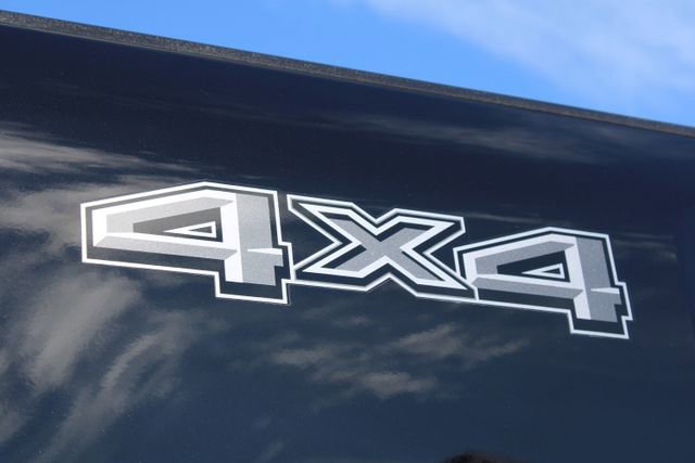 Used 2024 Ford F250 Lariat w/ Black Appearance Package image 18