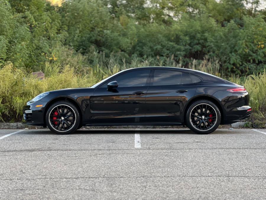 Used 2020 Porsche Panamera GTS image 5