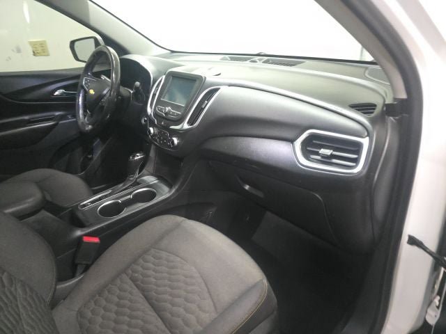 Used 2018 Chevrolet Equinox LT FWD image 4