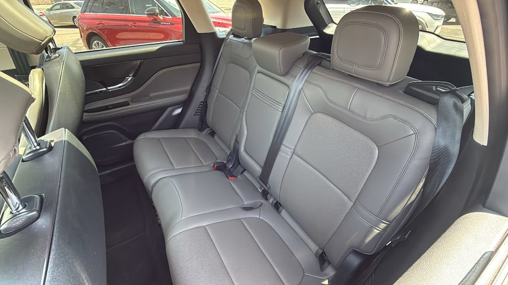 Used 2024 Lincoln Corsair Grand Touring AWD/4WD image 18