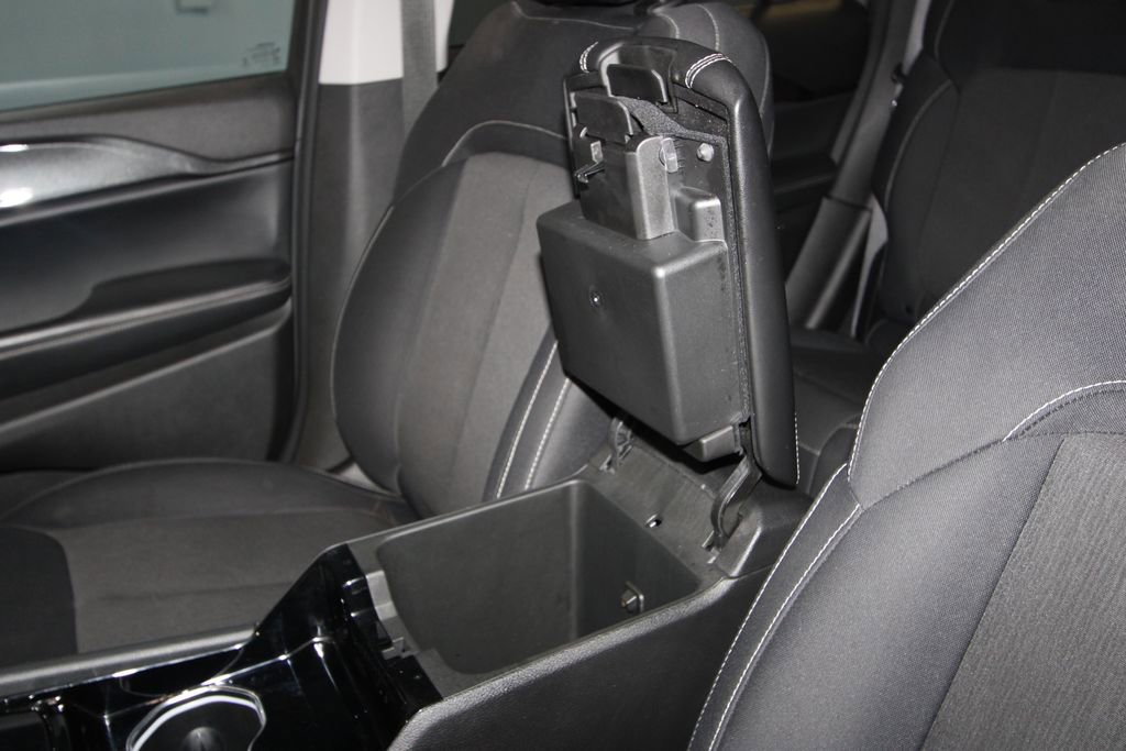 Used 2022 Jeep Grand Cherokee Laredo w/ Luxury Tech Group I image 20