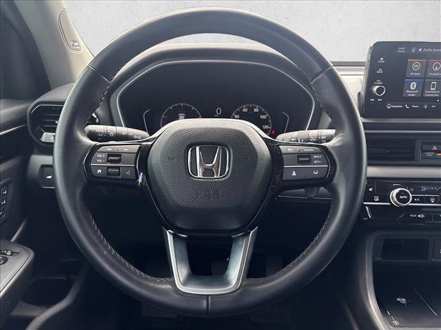 Used 2025 Honda Pilot Touring image 21