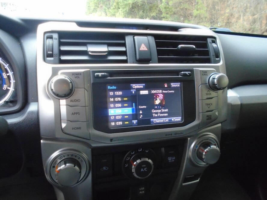 Used 2018 Toyota 4Runner SR5 image 14