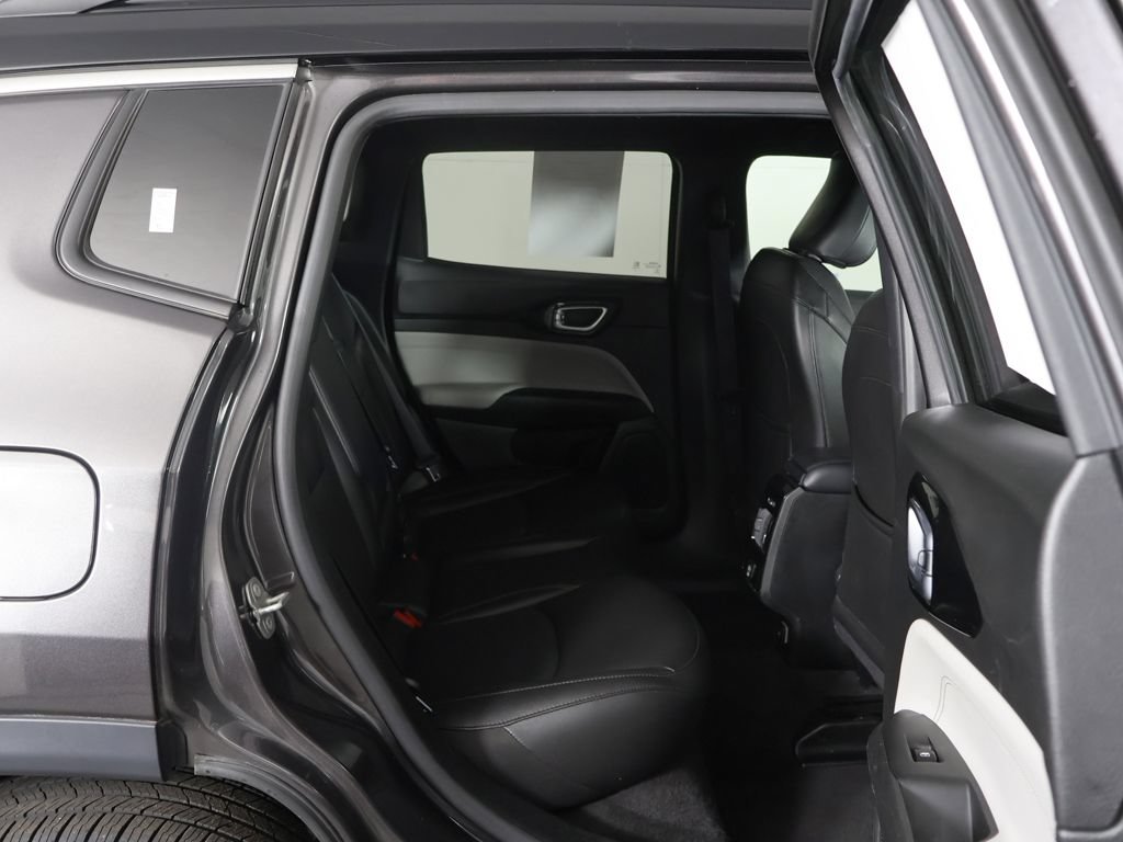 Used 2023 Jeep Compass Limited AWD/4WD image 31