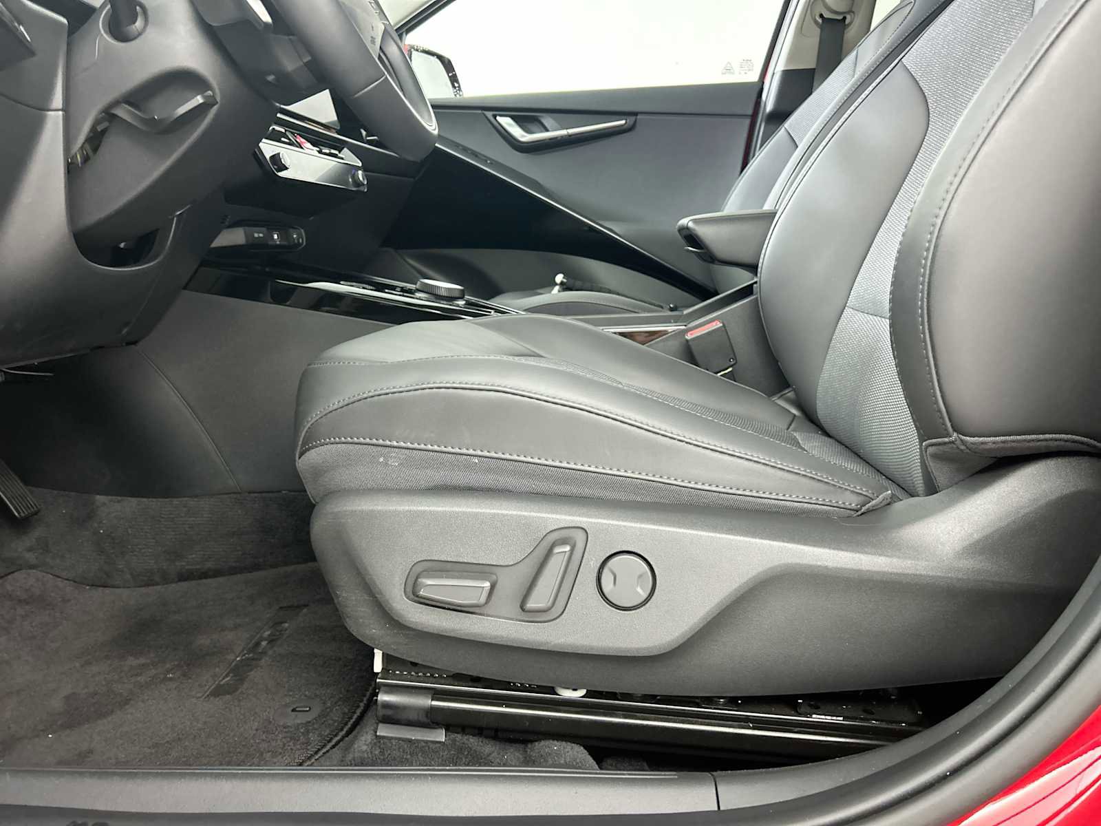 Used 2024 Kia Niro Wind image 14