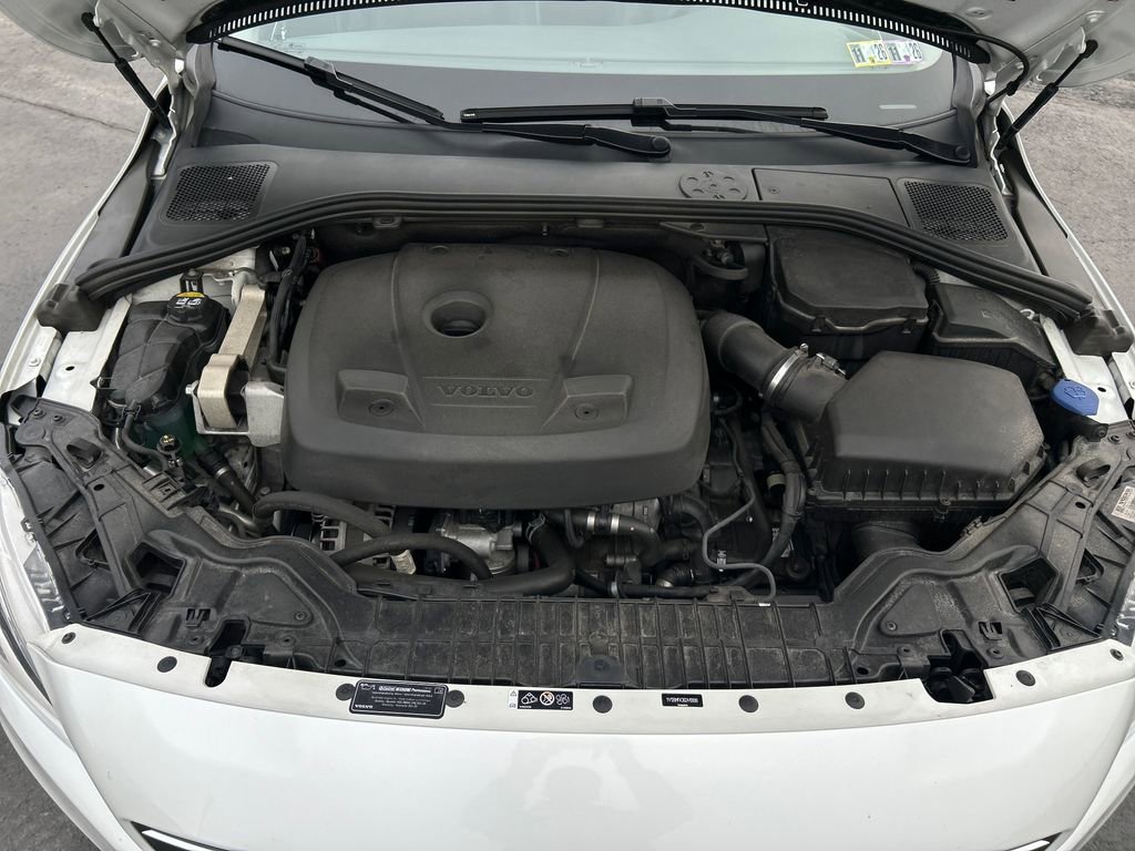 Used 2016 Volvo S60 T5 Premier w/ Convenience Package image 25