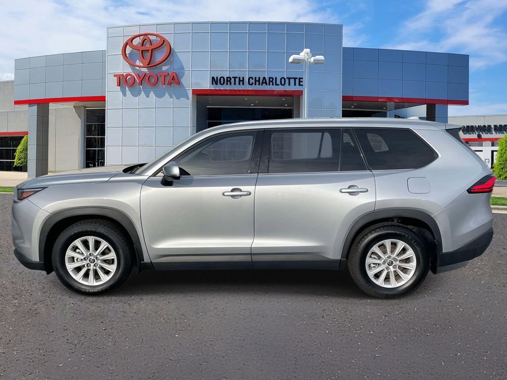 Used 2024 Toyota Grand Highlander XLE image 6