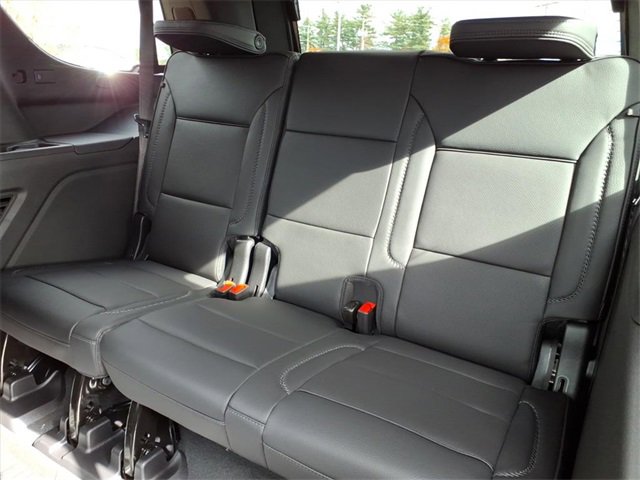 New 2026 GMC Yukon Denali w/ Sun & Power Step Package image 12