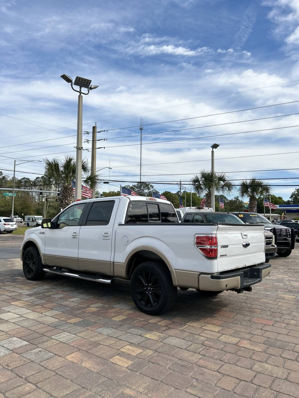 Used 2010 Ford F150 Lariat RWD image 7