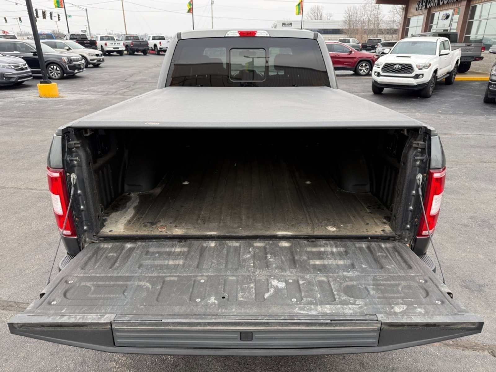 Used 2018 Ford F150 XLT w/ Equipment Group 302A Luxury image 38