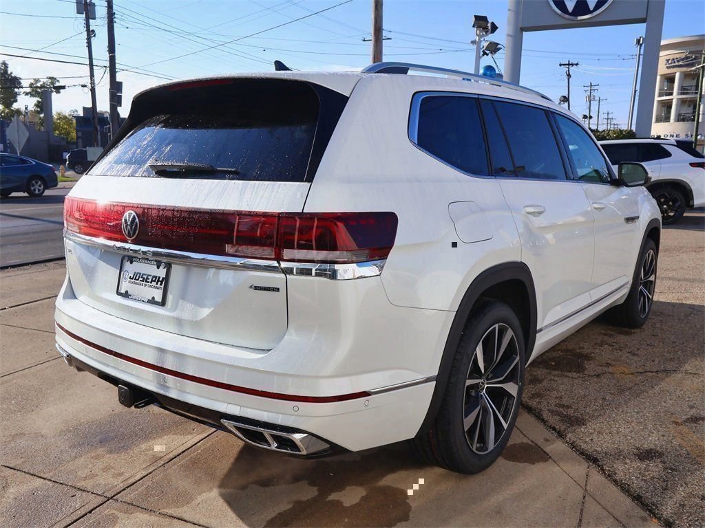 New 2026 Volkswagen Atlas SEL Premium R-Line image 5