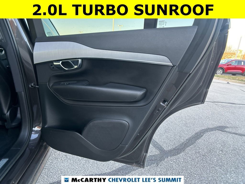 Used 2023 Volvo XC90 B5 Core image 33