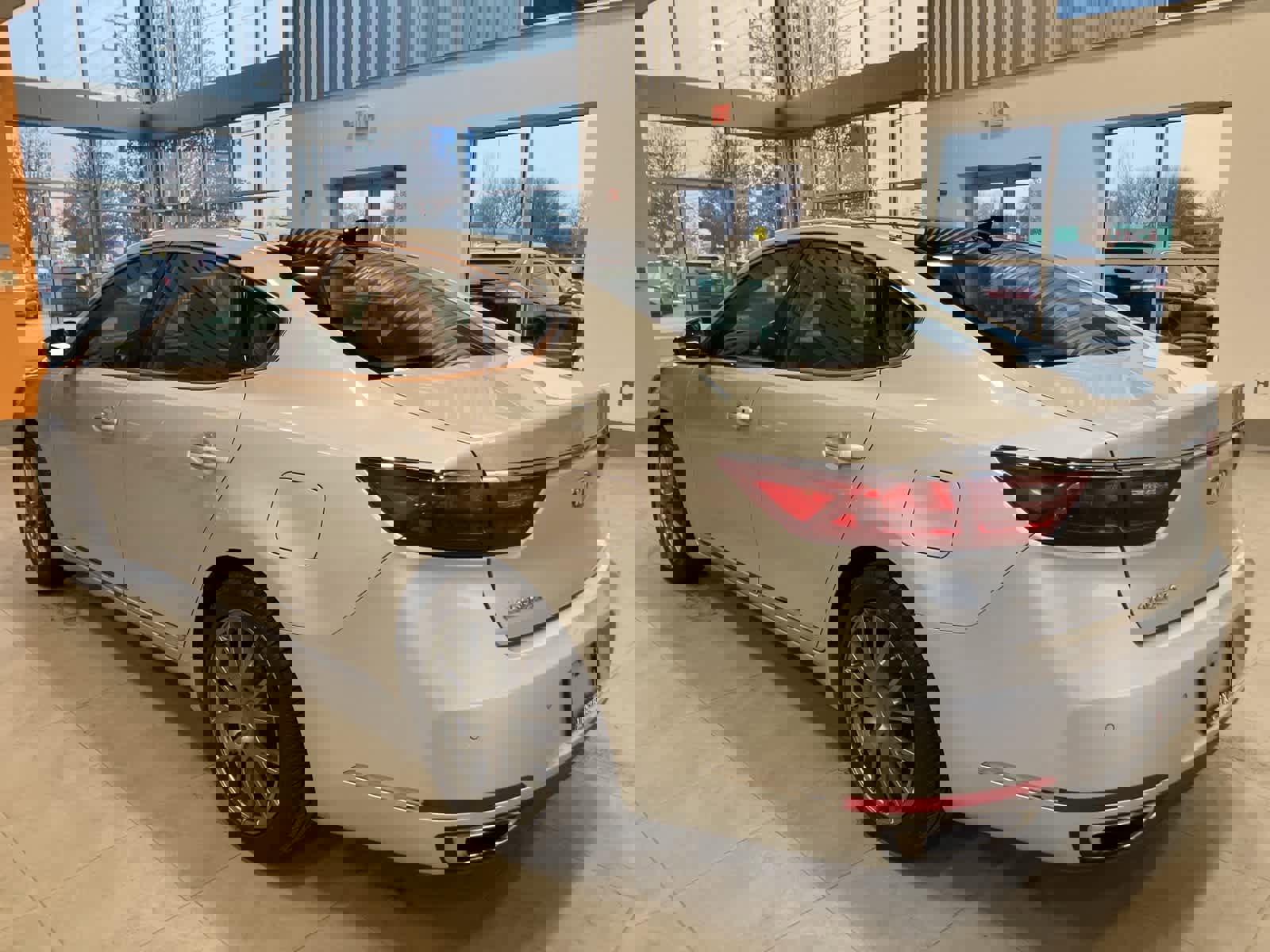 Used 2017 Kia Cadenza Premium w/ Luxury Package image 7