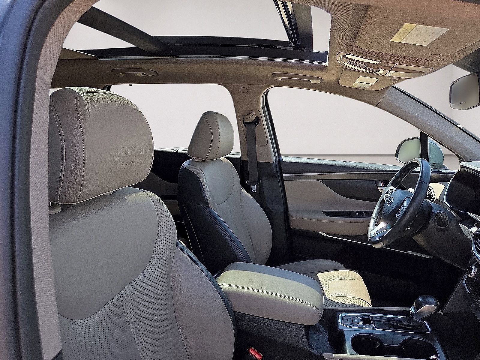 Used 2019 Hyundai Santa Fe Limited FWD image 13