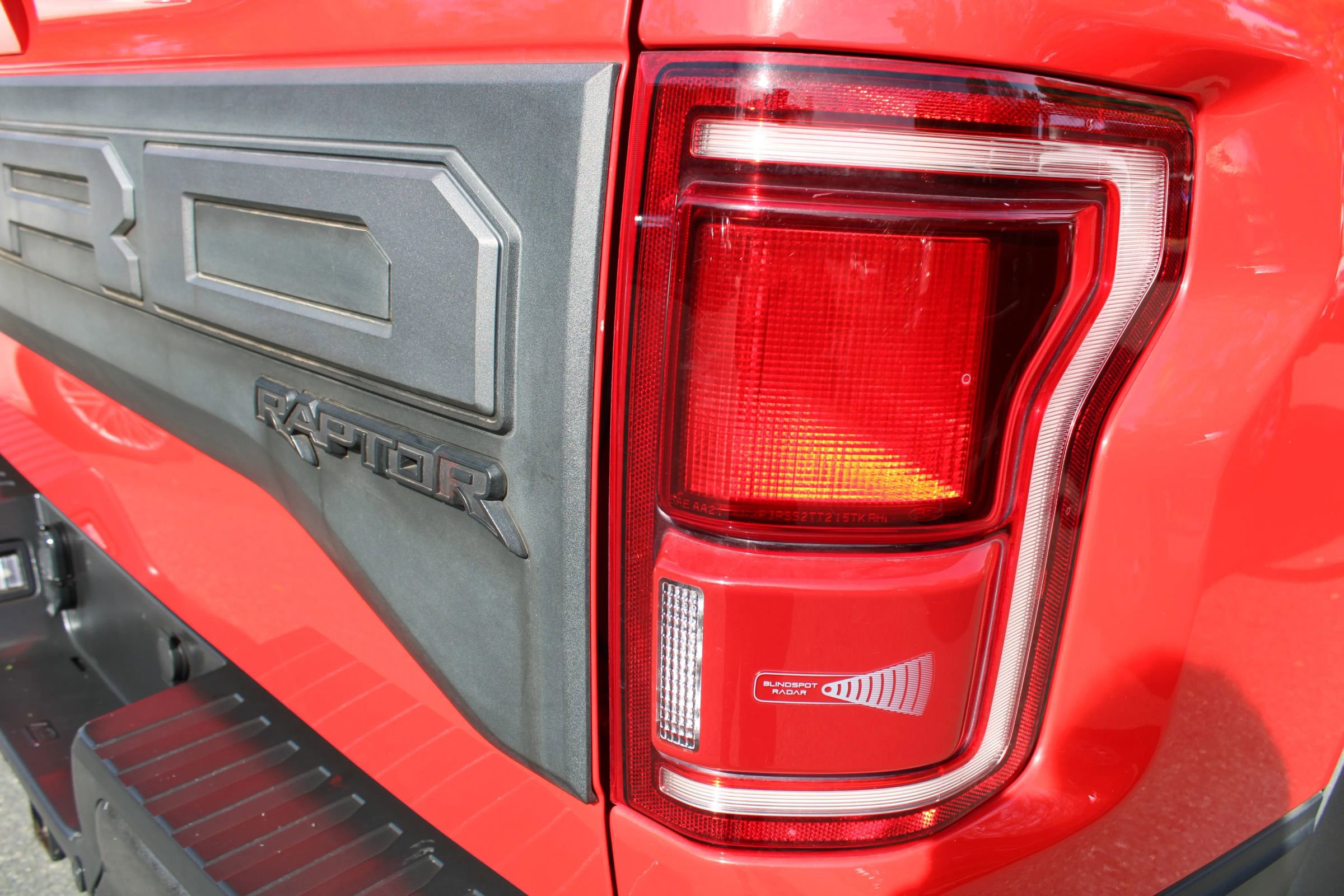 Used 2020 Ford F150 Raptor w/ Equipment Group 802A Luxury image 27