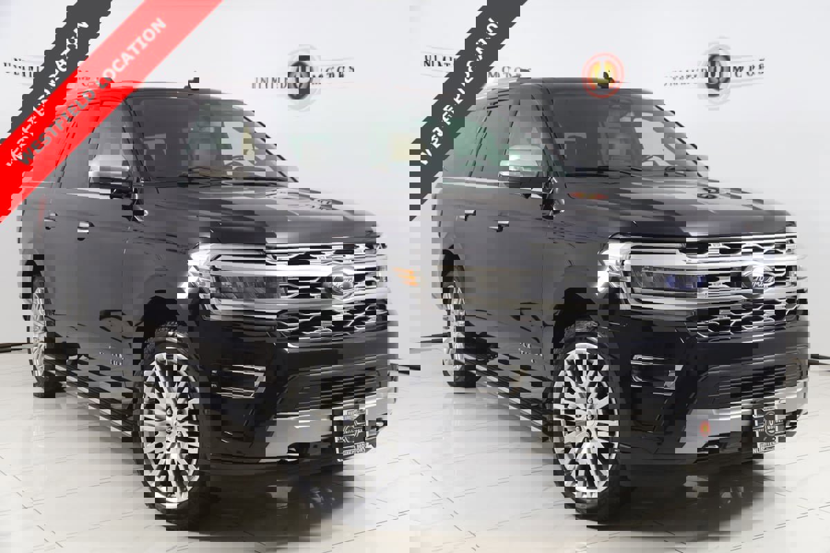 Used 2024 Ford Expedition Max Platinum AWD/4WD image 1