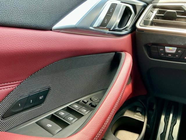 Used 2024 BMW M440i Convertible w/ Premium Package RWD image 30