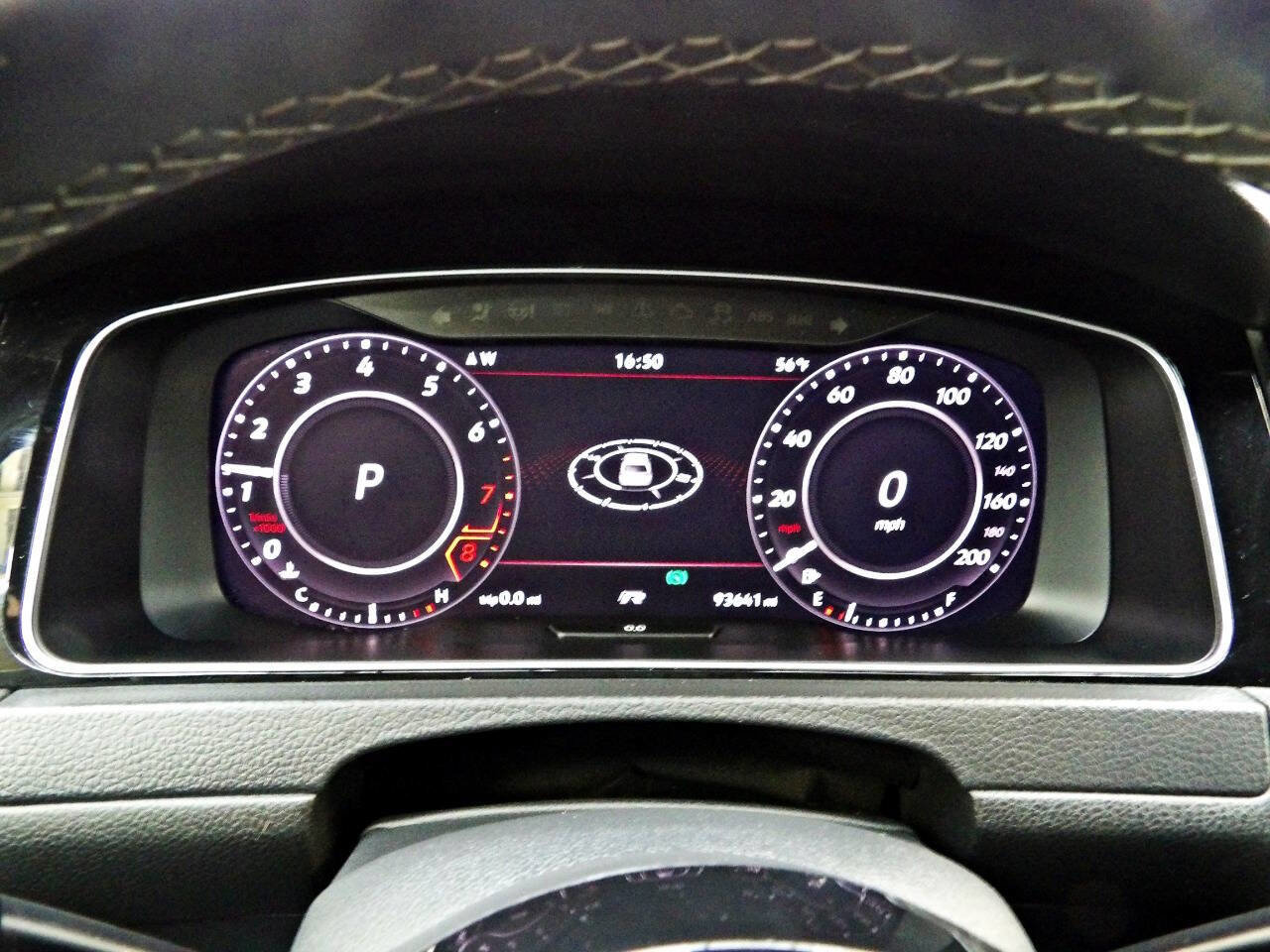 Used 2019 Volkswagen Golf R 4-Door image 15