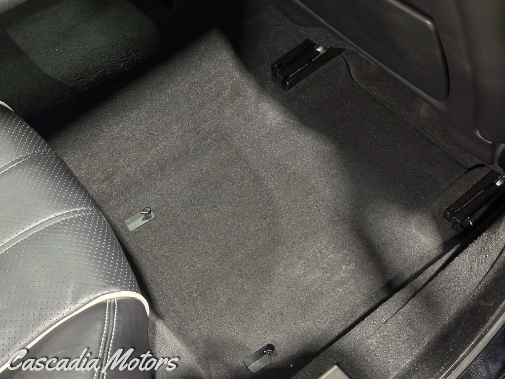 Used 2014 Jaguar XJ L Portfolio image 25