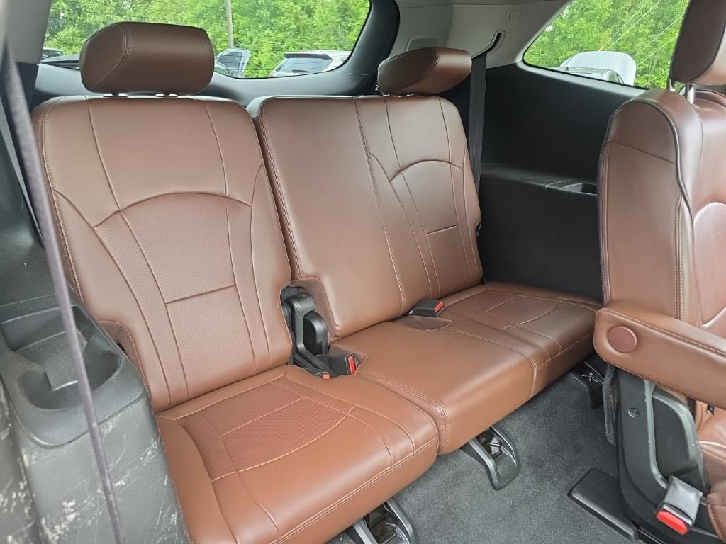 Used 2018 Buick Enclave Avenir w/ Avenir Technology Package AWD/4WD image 39