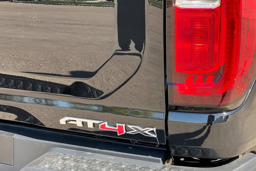New 2026 GMC Canyon AT4X w/ AT4X AEV Edition AWD/4WD image 21
