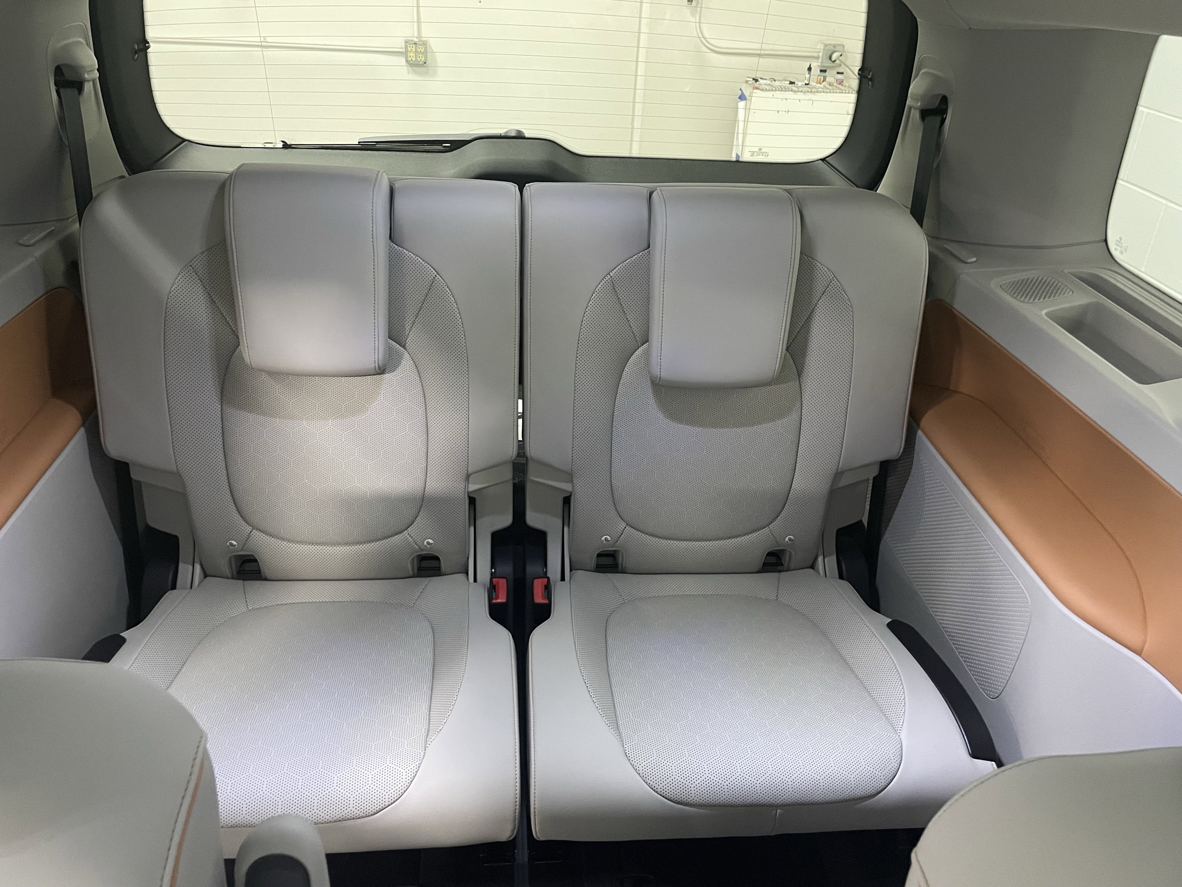 New 2025 Volkswagen ID. Buzz Pro S Plus image 12