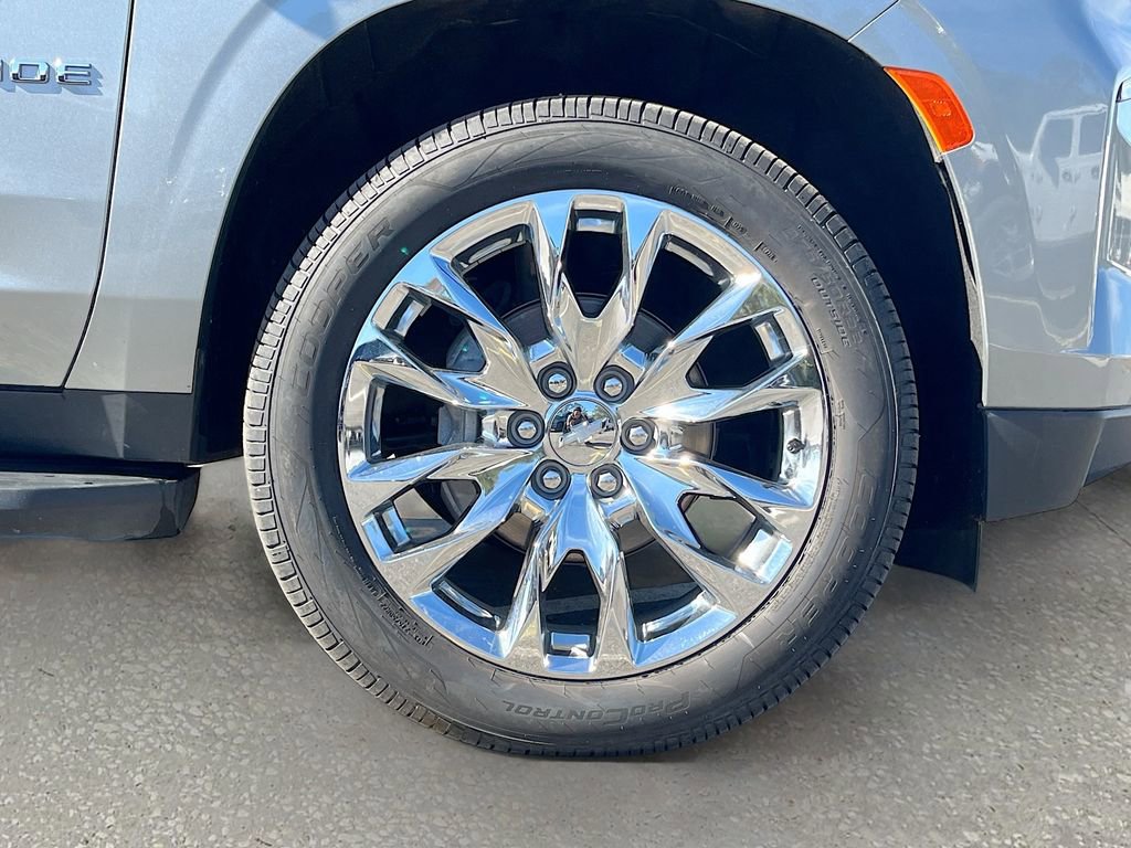 Used 2024 Chevrolet Tahoe LT w/ LT Signature Package image 33