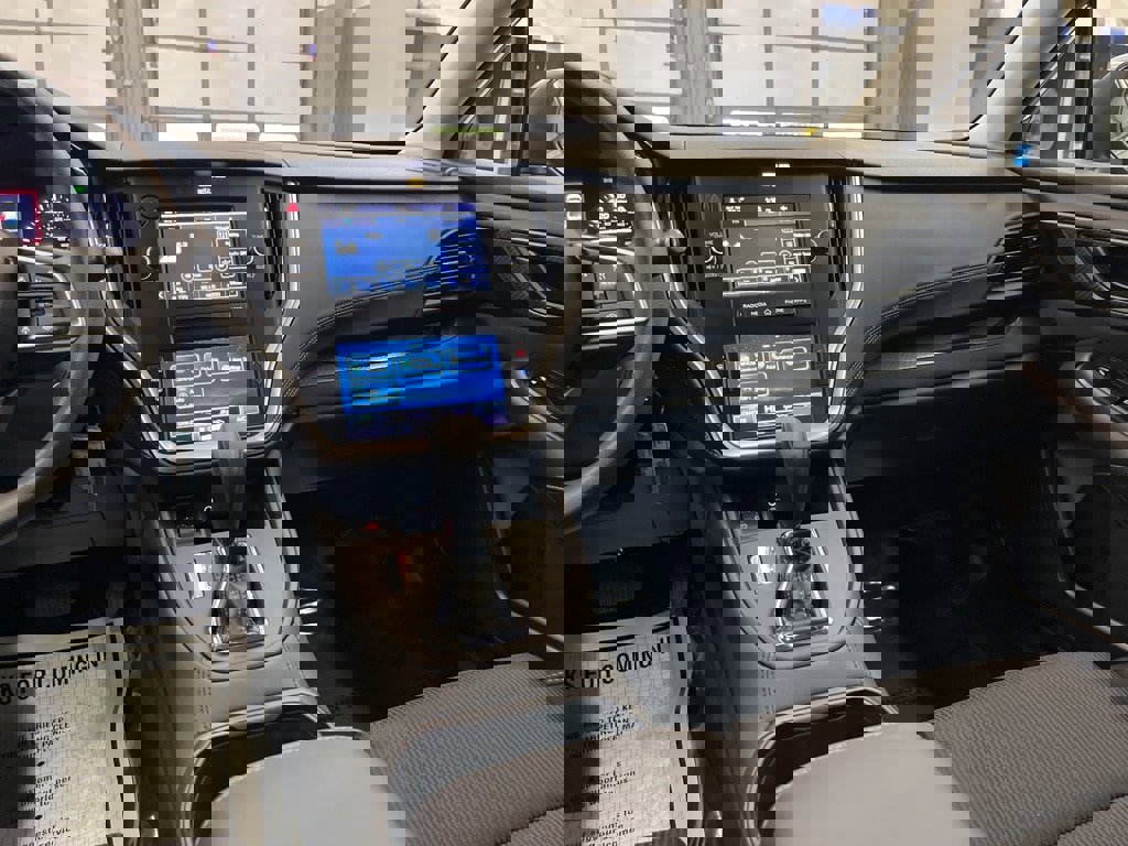 Certified 2025 Subaru Legacy image 22