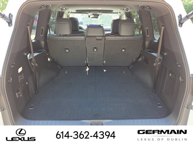 Certified 2025 Lexus LX 600 4WD w/ Interior Upgrade Package image 29