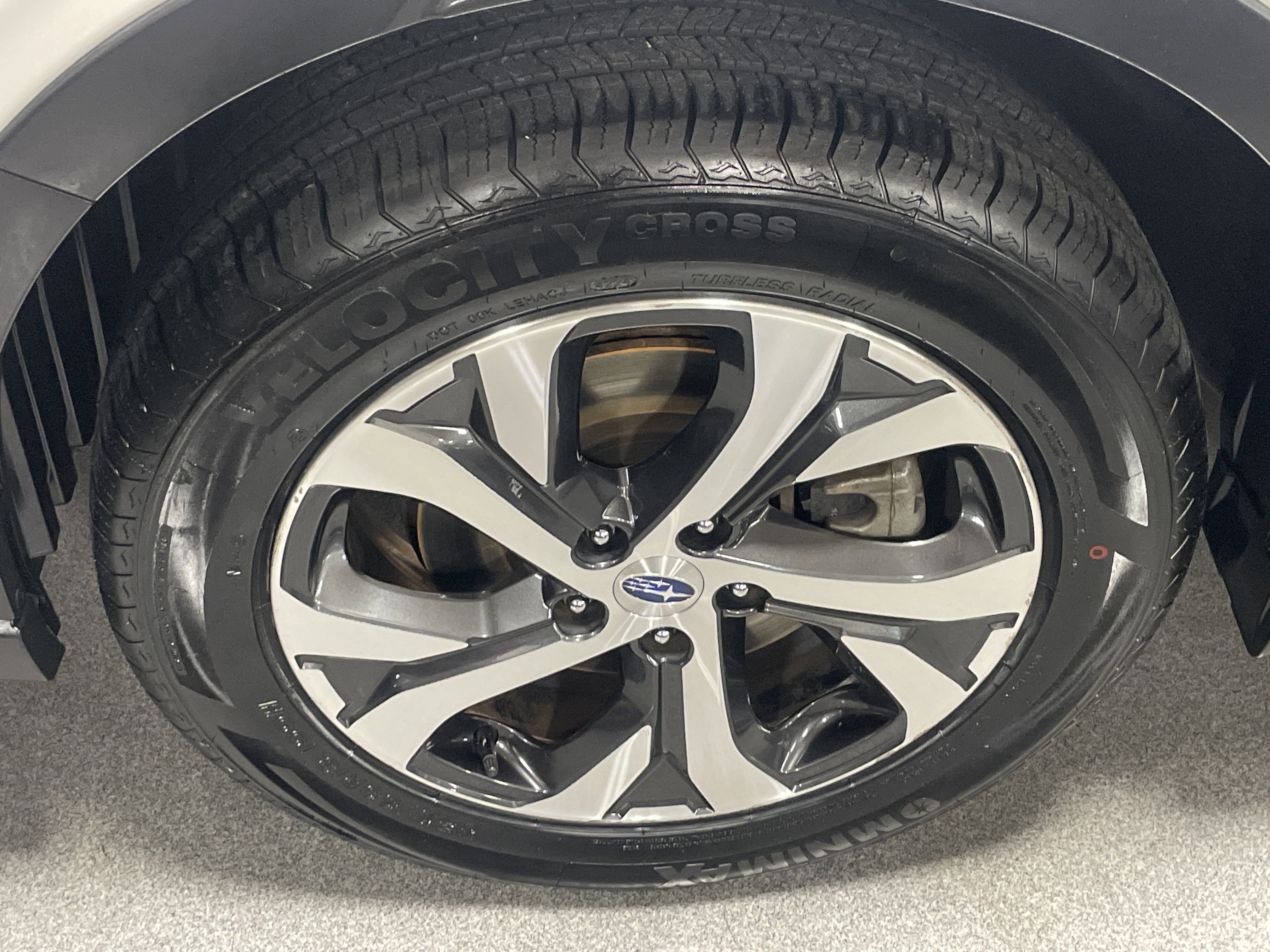 Used 2022 Subaru Outback Limited XT w/ Popular Package #2 image 2