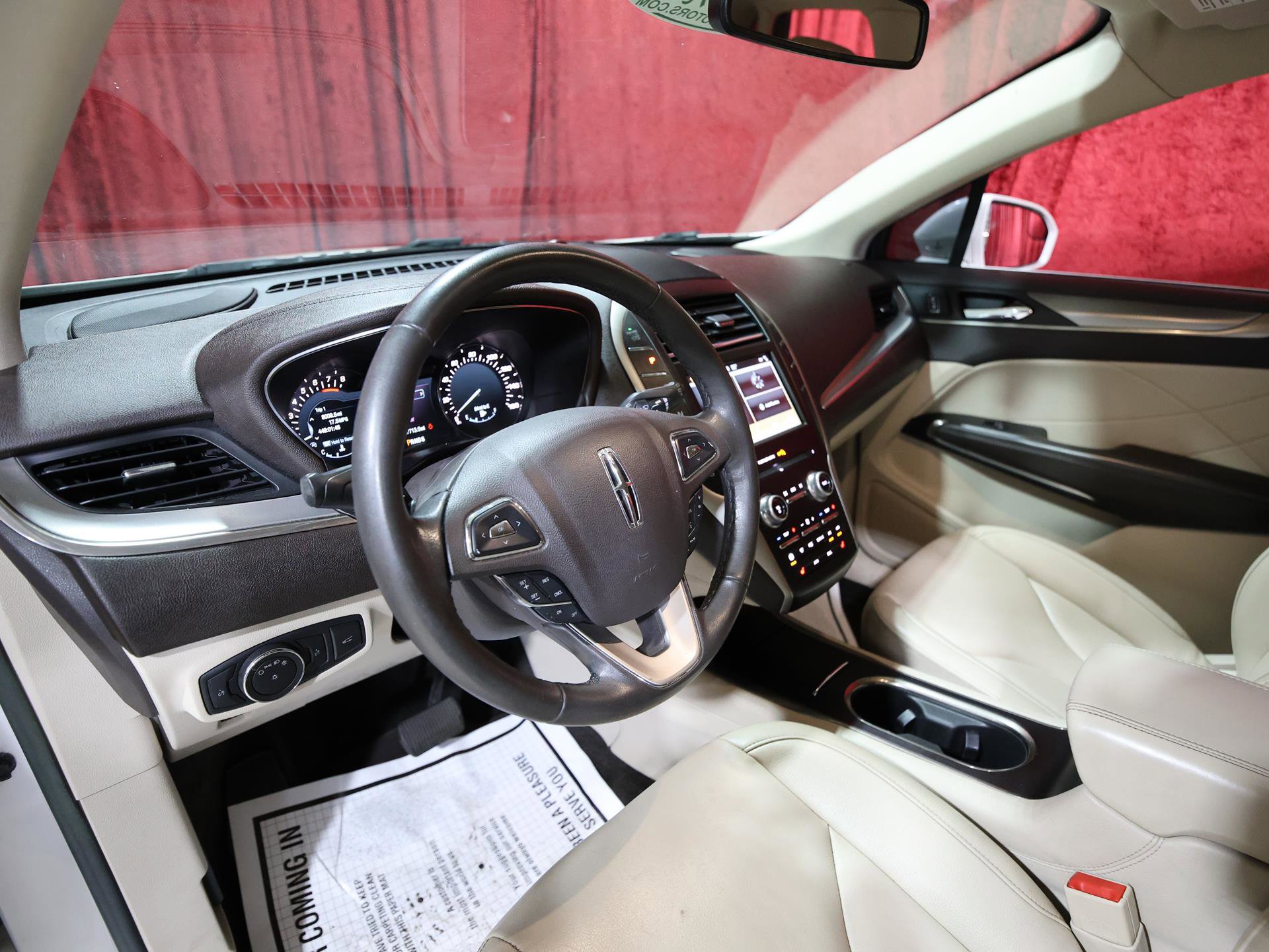 Used 2017 Lincoln MKC Premiere image 12