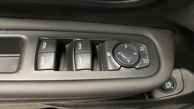 Used 2022 GMC Terrain AT4 w/ Infotainment Package II AWD/4WD image 22