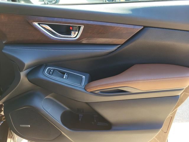 Used 2023 Subaru Ascent Touring image 7
