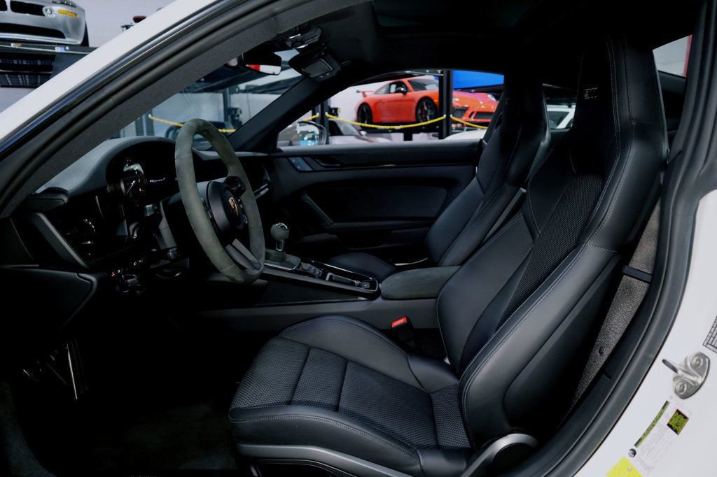 Used 2023 Porsche 911 Carrera T image 22